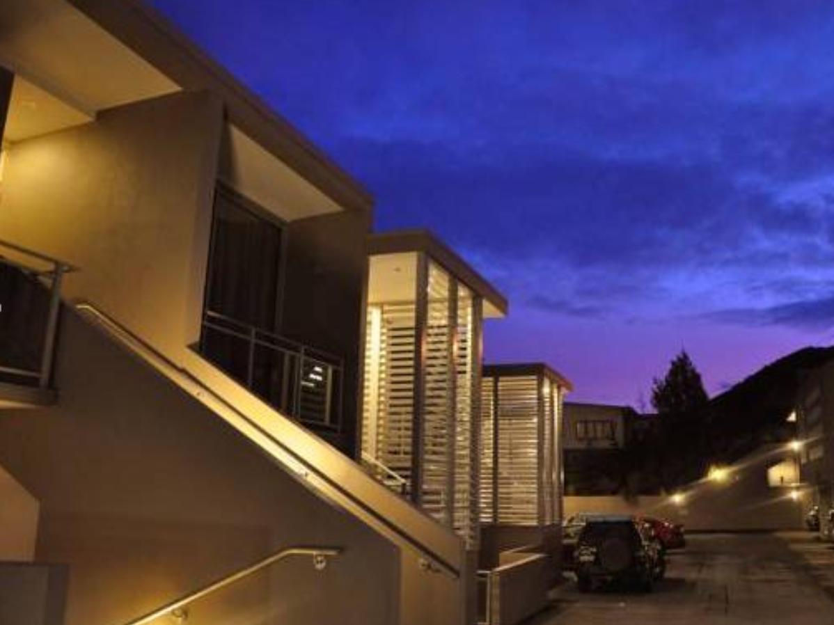 Highview Apartments Queenstown Buitenkant foto
