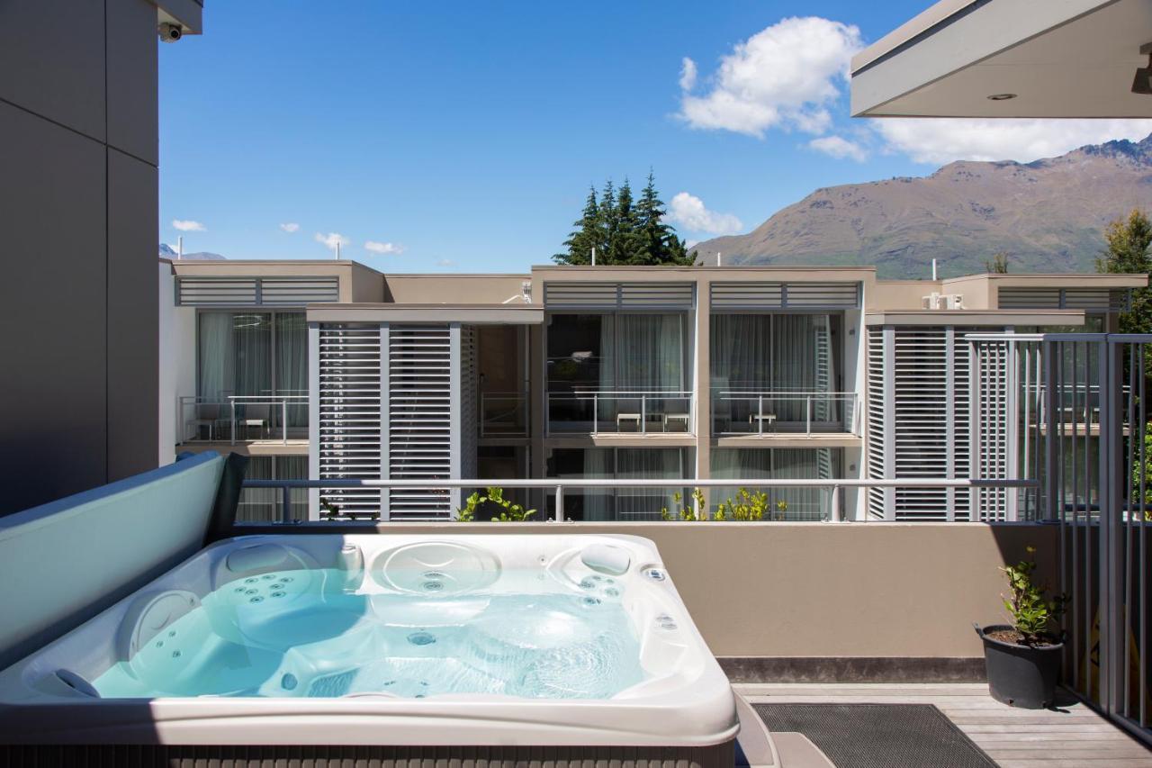 Highview Apartments Queenstown Buitenkant foto