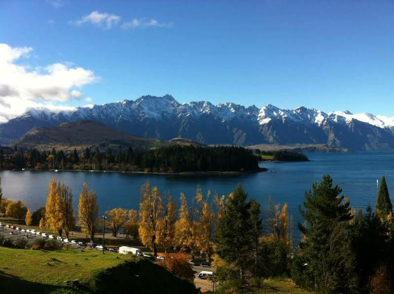 Highview Apartments Queenstown Buitenkant foto